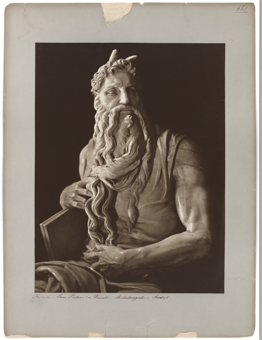 Der Moses des Michelangelo from Adolphe Braun