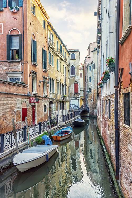 Canal In Venice from emmanuel charlat