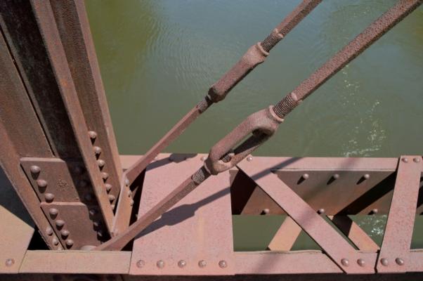 Rusty Bridge Shapes from Jack Kunnen