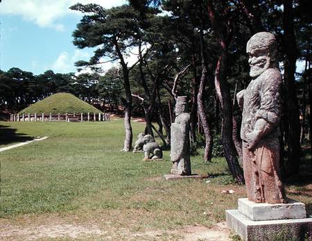 General view of the statues in Kwaenung Park (photo) from Korean School