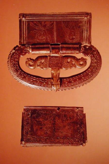 Belt buckle, from Landifay from Merovingian