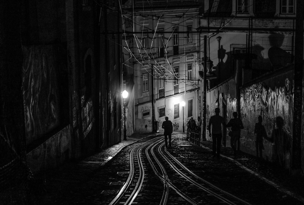 Nacht in Lissabon,Schwarzweiß from Michel Romaggi
