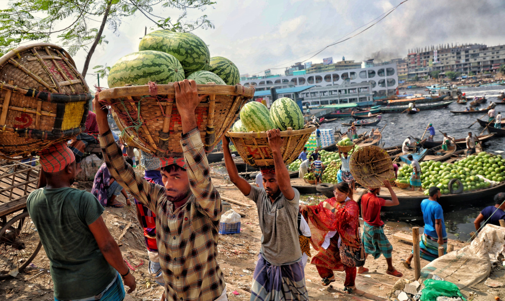 Entladen der Wassermelone from Mostafijur Rahman Nasim
