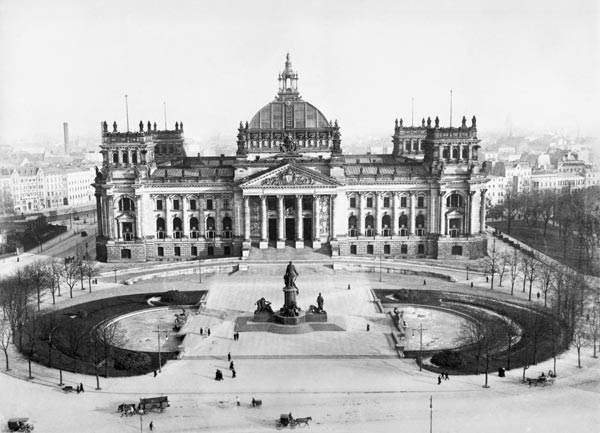 Berlin,Reichstag von Siegessaeule/Haeckel from 