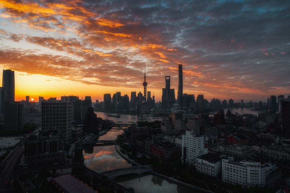 Brennender Morgen in Shanghai from Steve Zhang