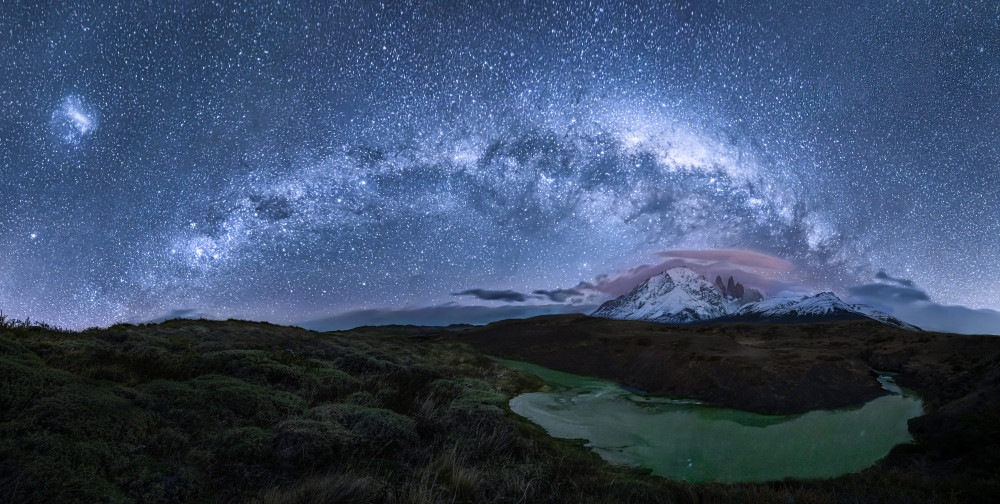 Mondlicht und Milchstraße in Patagonien from Yanny Liu